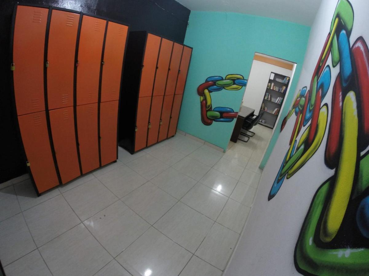Estacao Hostel - Em Frente Ao Metro サンパウロ エクステリア 写真